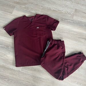 Burgundy Figs Scrub Set